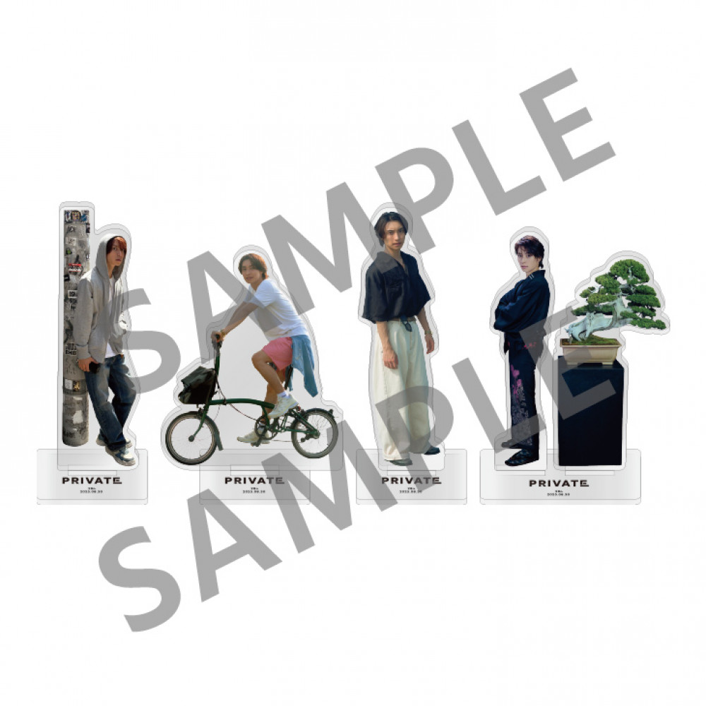 Private Photo Stand